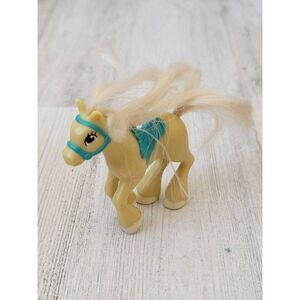 Blonde doll ride horse pony accessory toy figure